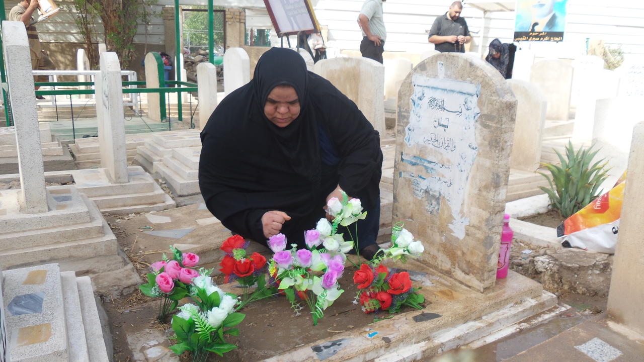 حكم زيارة القبور في العيد - هذا احسن جواب على هذا السؤال